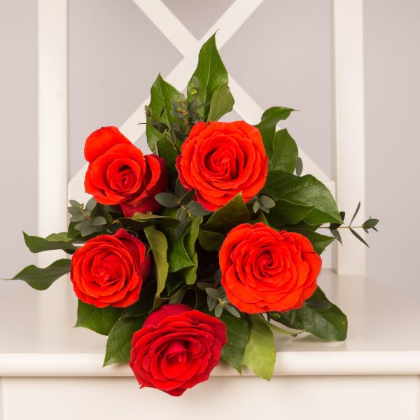 Buchet cu 5 trandafiri portocalii