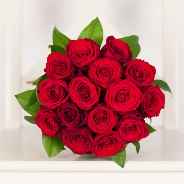 Buchet 15 trandafiri rosii