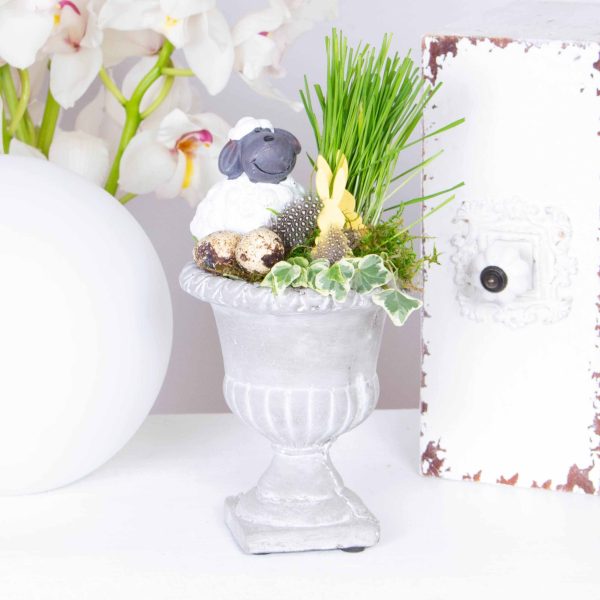 Aranjament cu iepurasi si iedera