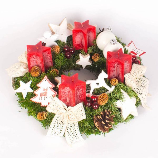 Coronita de masa cu lumanari steluta si figurine